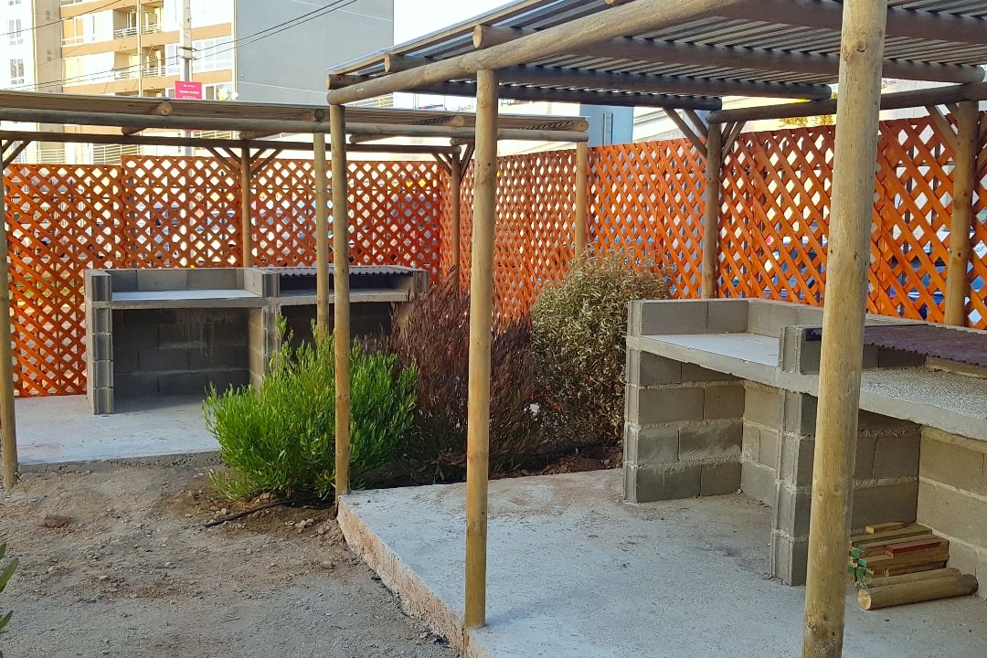 QUILPUÉ-ARRIENDO DEPTO 3D/1B CON ESTACIONAMIENTO