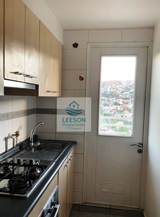 CERRO OHIGGINS- VENTA DEPTO 2D/2B CON ESTACIONAMIENTO