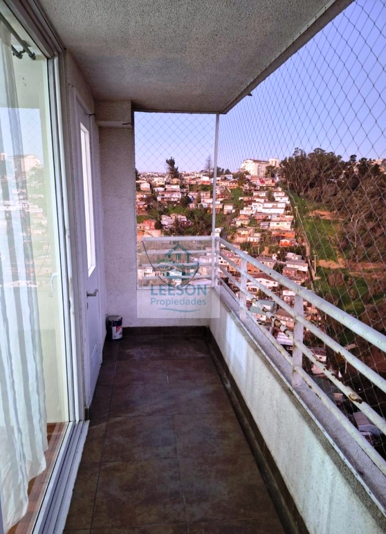 CERRO OHIGGINS- VENTA DEPTO 2D/2B CON ESTACIONAMIENTO